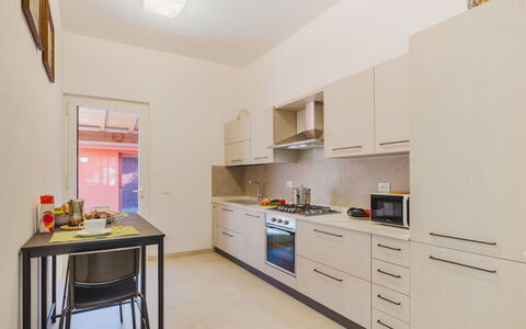 Appartamento Paola: Design Intérieur, Sol, Comptoir, Meubles, Cuisine, Sol, Appareil De Cuisine, Plafond, Cabinetry, Principaux Appliance