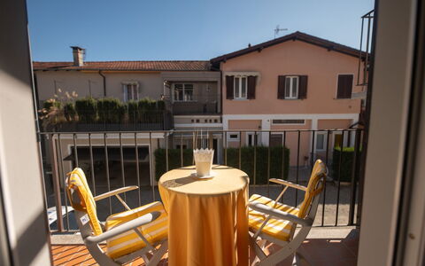 Maria: Navire, Bateau, Appartement, Marina, Mobilier De Jardin, Ombre, Bateaux Et Nautique - Materiel Et Fournitures, Balcon, Recours, Quai
