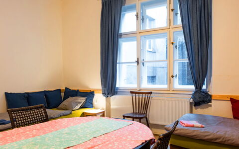 Profamily + Infrasauna: Meubles, Bois, Design Intérieur, Chambre, Sol, Sol, Éclairage, Lit, Pièce, Plafond