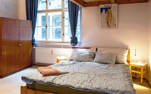 Profamily + Infrasauna: Meubles, Lit, Chambre, Design Intérieur, Bois, Literie, Sol, Sol, Drap De Lit, Pièce