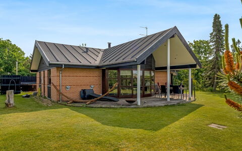 Gitte - from the Sea: Maison, Domicile, Toit, Chalet, Biens, Aménagement Paysager, Batiments Jardin, Siding, Ferme