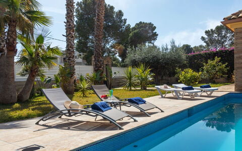 Marea: Piscine, Recours, Loisir, Thermes, Hôtel, Ville Resort, Mobilier De Jardin, Centre De Loisirs, Vacances