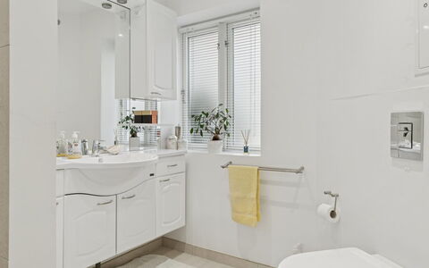Jenvold - 950M from the Sea: Appartement, Condominium, Biens, Balcon, Villa, Hôtel