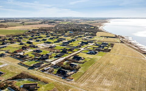 Nikolce - 300M to the Fjord: Paysage, Plaine, Lot Terre, Champ, Photographie Aérienne, Banlieue, Vue Du Ciel, Océan, Côte, Ferme