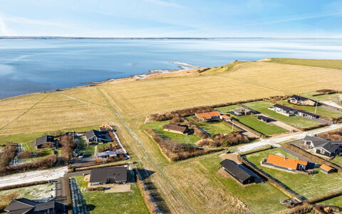 Nikolce - 300M to the Fjord: Vue Du Ciel, Photographie Aérienne, Zone Résidentielle, Paysage, Plaine, Toit, Lot Terre, Zone Rurale, Design Urbain, Domicile