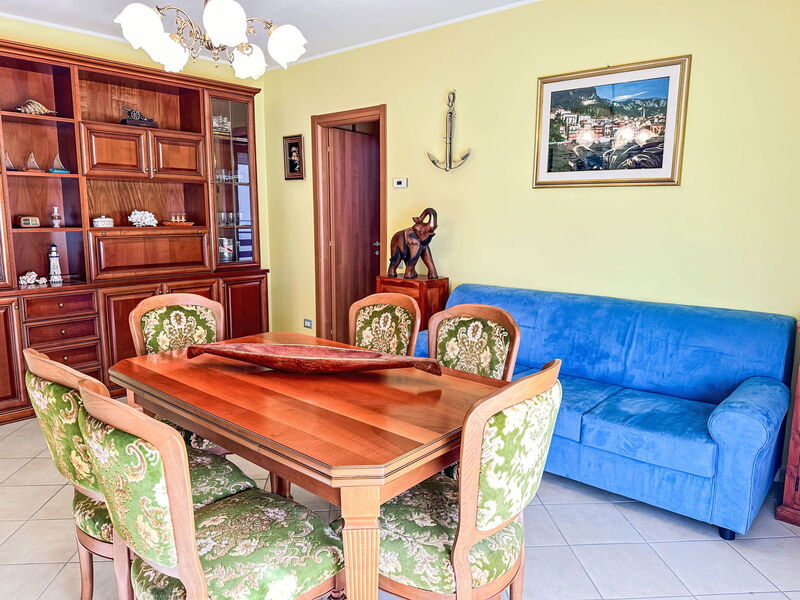 Miralago Guest House