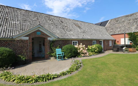 Brigitte - 1.3Km to the Fjord: Chalet, Cabanon, Cabane, Ferme, Prairie, Cabane, Grange, Cabane En Rondins, Batiments Jardin