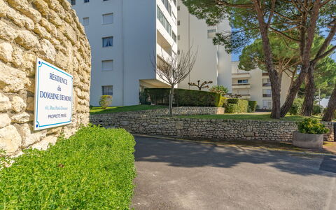 Résidence de Mons: Arbre, Feuille, Branche, Zone Résidentielle, Végétation, Appartement, Ville, Arbuste, Quartier, Condominium