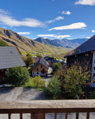 Les Marmottes: Montagne, Chaîne De Montagnes, Domicile, Station De Montagne, L'Hiver, Neige, Pente, Gelé, Alpes, Vallée