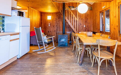 Les Cochettes: Sol, Bois, Plafond, Sol, Parquet, Dur, Tache De Bois, Design Intérieur, Porte, Planche