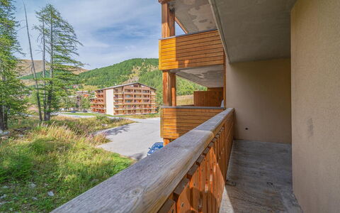C. du Verdon: Appartement, Zone Résidentielle, Architecture, Établissements Humains, Condominium, Balcon