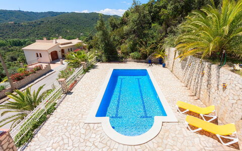 Cabanyes: Piscine, Propriété, Bleu Azur, Maison, Immobilier, Bâtiment, Vacances, Villa, Recours, Biens
