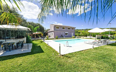 Giugiò: Sol, Design Intérieur, Sol, Appartement, Balcon, Plafond, Condominium, Chaise, Ombre, Porche