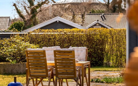 Bara - from the Sea: Chalet, Cabanon, Cabane, Ferme, Prairie, Cabane, Grange, Cabane En Rondins, Batiments Jardin