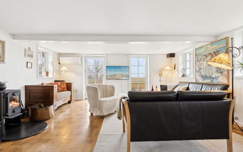 Bena - 2Km from the Sea: Meubles, Design Intérieur, Canapé, Sol, Bois, Sol, Salon, Plafond, Parquet, Domicile