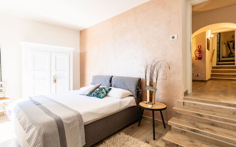 Al Forte: Meubles, Design Intérieur, Sol, Sol, Mur, Lit, Chambre, Bois, Pièce, Parquet