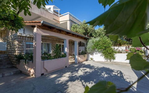 Appartamento Nomads, Ac, Wifi Hvar: Ombre, Hacienda, Biens, Pot De Fleur, Conception, Cour, Plante D'Appartement, Cour, Structure En Plein Air, Balcon