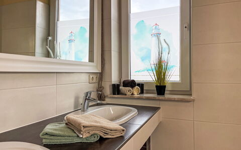 Finca Wismaria: Design Intérieur, Luminaire Plomberie, Salle De Bains, Sol, Sol, Évier, Robinet, Lavabo, Plomberie, Éclairage