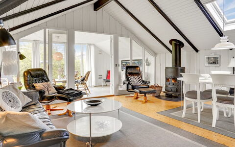 Magnus - 250M to the Fjord: Biens, Ombre, Allée, Ferme