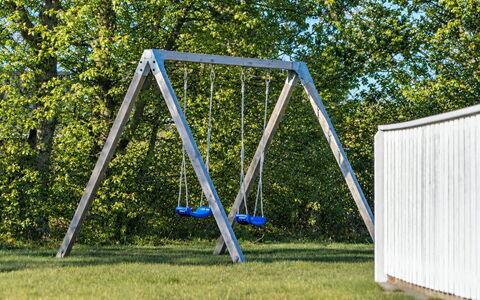 Henri - 1.2Km from the Sea: Espace Public, Plaine, Équipement Extérieur Play, Pelouse, Parc, Ombre, Des Bois, Aluminium, Terrain De Jeux