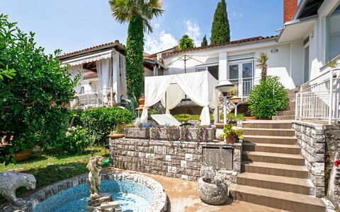 Villa Nika: Maison, Zone Résidentielle, Domicile, Jardin, Biens, Aménagement Paysager, Hacienda, Recours, Arrière-Cour