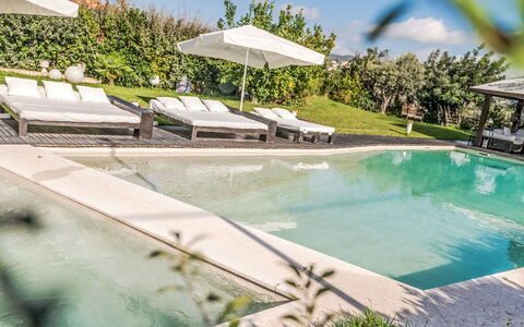 Verney: Piscine, Recours, Composite, Des Loisirs, Loisir, Ombre, Vacances, Ville Resort, Centre De Loisirs