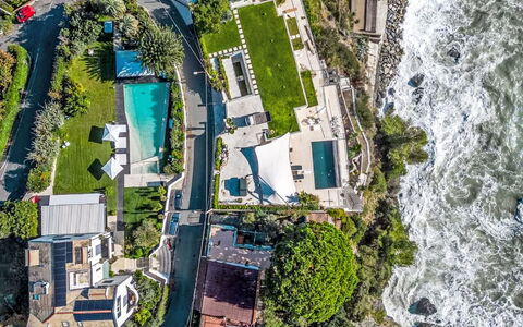 Verney: Piscine, Recours, Composite, Des Loisirs, Loisir, Ombre, Vacances, Ville Resort, Centre De Loisirs