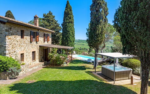 Capanna al Lago, Chianti Heritage with Vineyards V: Piscine, Jardin, Biens, Ferme, Arrière-Cour, Villa, Cour, Hacienda, Aménagement Paysager, Manoir