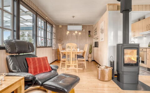 Thorir - 500M from the Sea: Biens, Ombre, Allée, Ferme