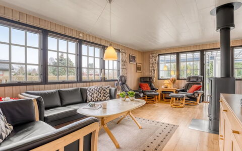 Thorir - 500M from the Sea: Biens, Ombre, Allée, Ferme