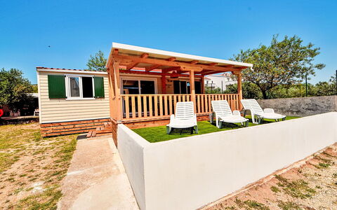 Galešnica Sea View: Ombre, Balcon, Hôtel, Villa, Recours, Mobilier De Jardin