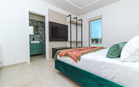 Villa Donnosanto a 5 Minuti Da Spiaggia. Ostuni 10: Design Intérieur, Sol, Sol, Mur, Meubles, Bois, Plafond, Chambre, Lit, Pièce