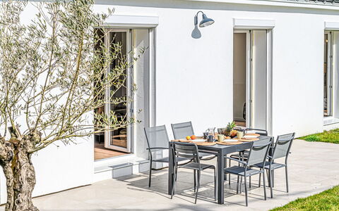 La Tour Bourgerel avec Piscine: Appartement, Condominium, Hôtel