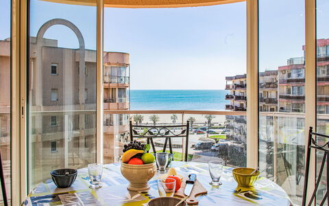 Les Rives du Soleil: Appartement, Balcon, Condominium, Hôtel, Chaise, Recours, Appartement Penthouse, Salon, Accoudoir