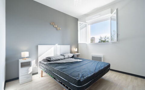 La Dune: Chambre, Lit, Design Intérieur, Meubles, Sol, Drap De Lit, Literie, Plafond, Sol, Pièce