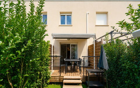 La Dune: Jardin, Ombre, Arrière-Cour, Cour, Mobilier De Jardin, Chaise, Aménagement Paysager, Porche, Cour, Balcon