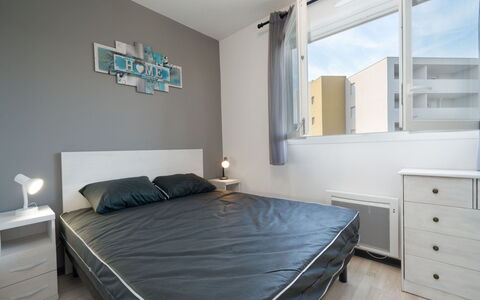 La Dune: Meubles, Design Intérieur, Lit, Chambre, Plafond, Sol, Drap De Lit, Pièce, Sol, Literie
