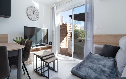 La Dune: Meubles, Bois, Design Intérieur, Sol, Sol, Domicile, Appartement, Plafond, Chaise, Salon