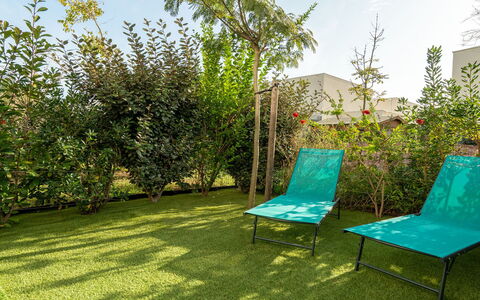 La Dune: Vert, Herbe, Mobilier De Jardin, Meubles, Jardin, Arbuste, Lot Terre, Pelouse, Couverture De Sol, Arrière-Cour