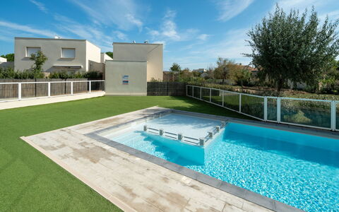 La Dune: Piscine, Jardin, Composite, Ombre, Aménagement Paysager, Recours, Arrière-Cour, Gazon Artificiel, Eco Hôtel, Tuile