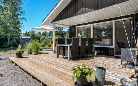 Dorit - 900M from the Sea: 