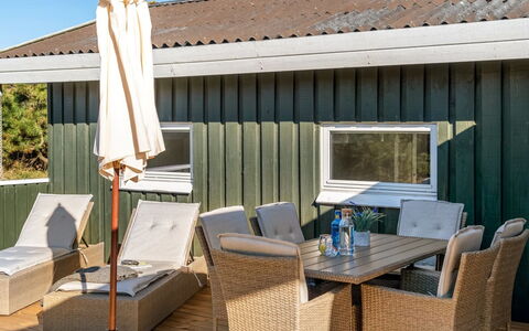 Gundborg - 200M from the Sea: Bois, Domicile, Porche, Plate-Forme, Dur, Toit, Tache De Bois, Parquet, Eco Hôtel