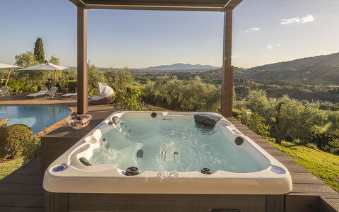 Villa Alessia Luxury: Baignoire, Luminaire Plomberie, Piscine, Loisir, Recours, Jacuzzi, Eco Hôtel, Plante D'Appartement, Conception
