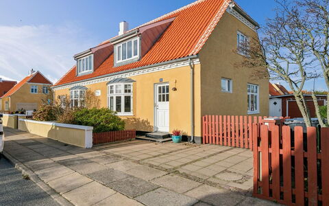Helemine - 900M from the Sea: Biens, Ombre, Allée, Ferme