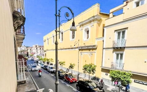 Il Balconcino di Sorrento: Ciel, Bleu, Jour, Horizon, Côte, Tropiques, Ville Resort