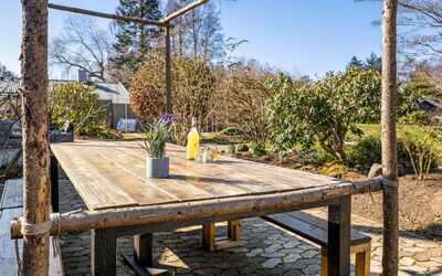 Hughe - 1.3Km from the Sea