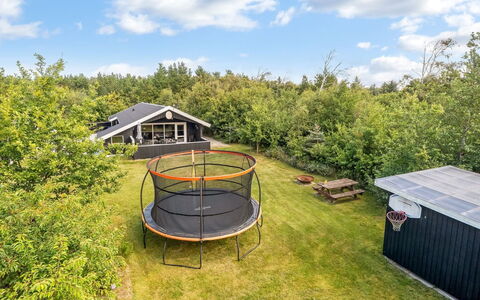 Onni - 2.3Km from the Sea: 