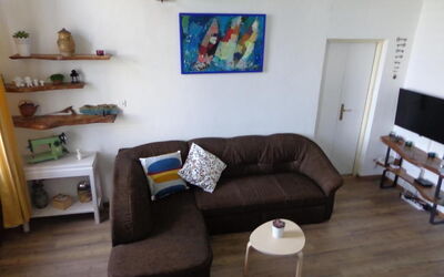 Appartamento Central Sea View Opatija: Meubles, Design Intérieur, Canapé, Sol, Sol, Bois, Salon, Pièce, Parquet, Éclairage