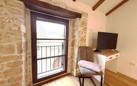 Casa Rossa Ac, Wifi, Prodol - Croazia: Mur, Bois, Marron, Design Intérieur, Dur, Tache De Bois, Parquet, Chambre, Daylighting, Lit