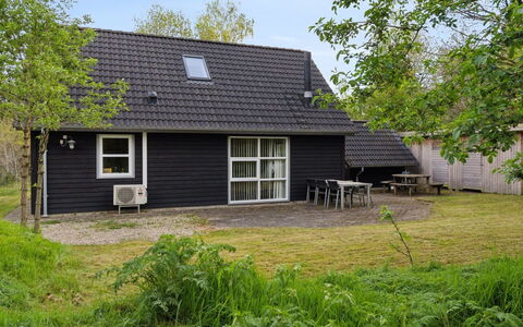 Øgot: Meubles, Design Intérieur, Sol, Sol, Plafond, Pièce, Chaise, Table, Appartement, Table Cuisine Et Salle A Manger